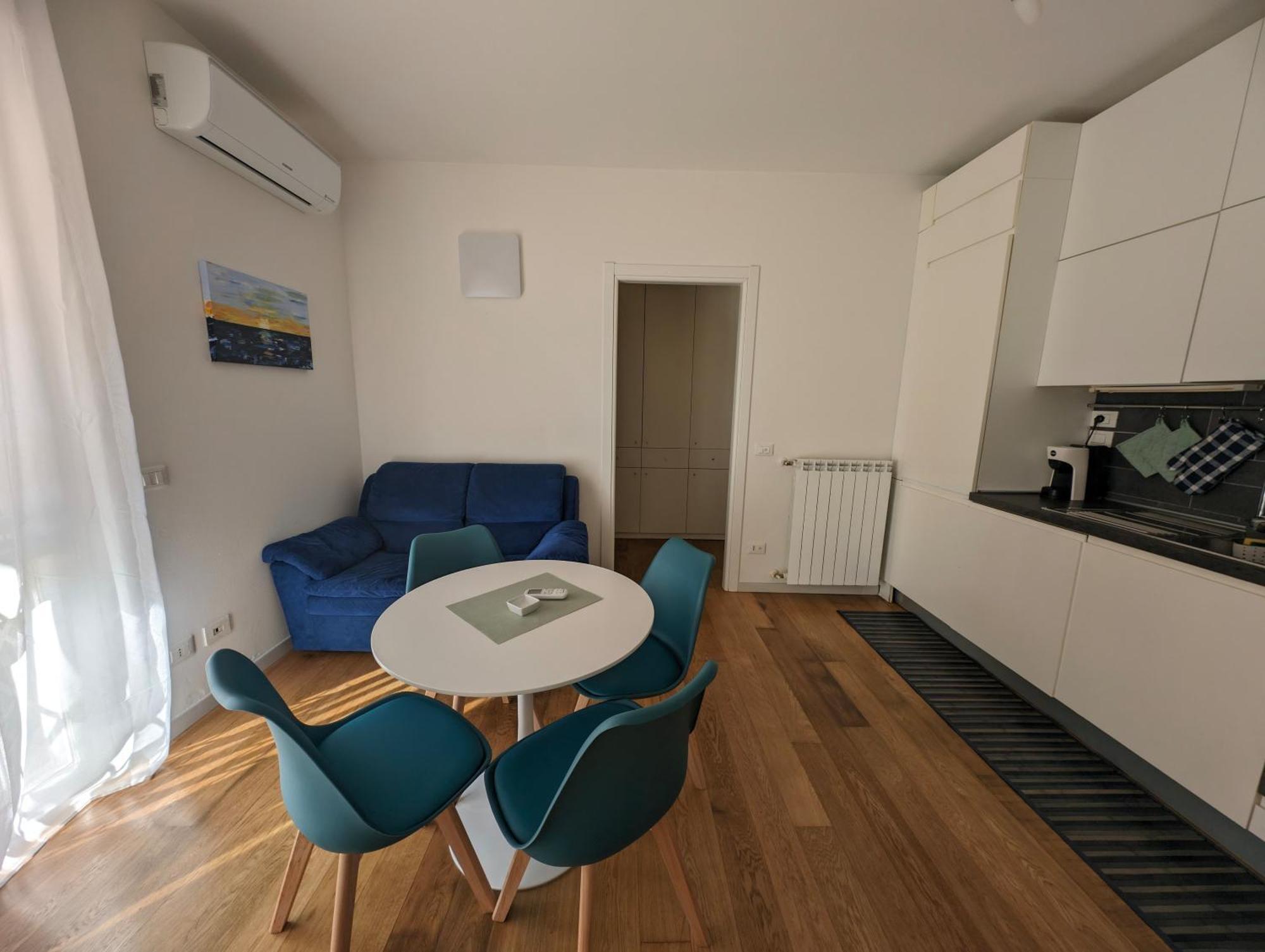 Laspeziaduecentottanta 5 Terre Apartment La Spezia